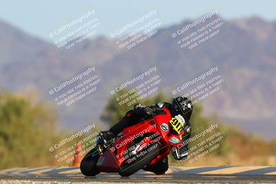 media/Mar-26-2022-CVMA (Sat) [[4461a8f564]]/Race 10 Amateur Supersport Open/